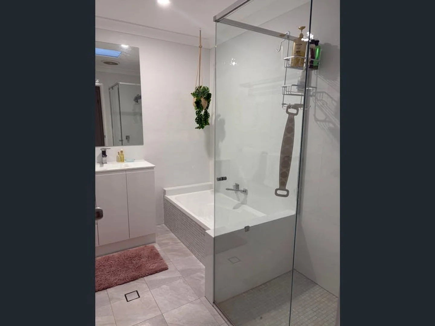 Additional image 5 of 2/8 Catherine Ct, Labrador QLD 4215