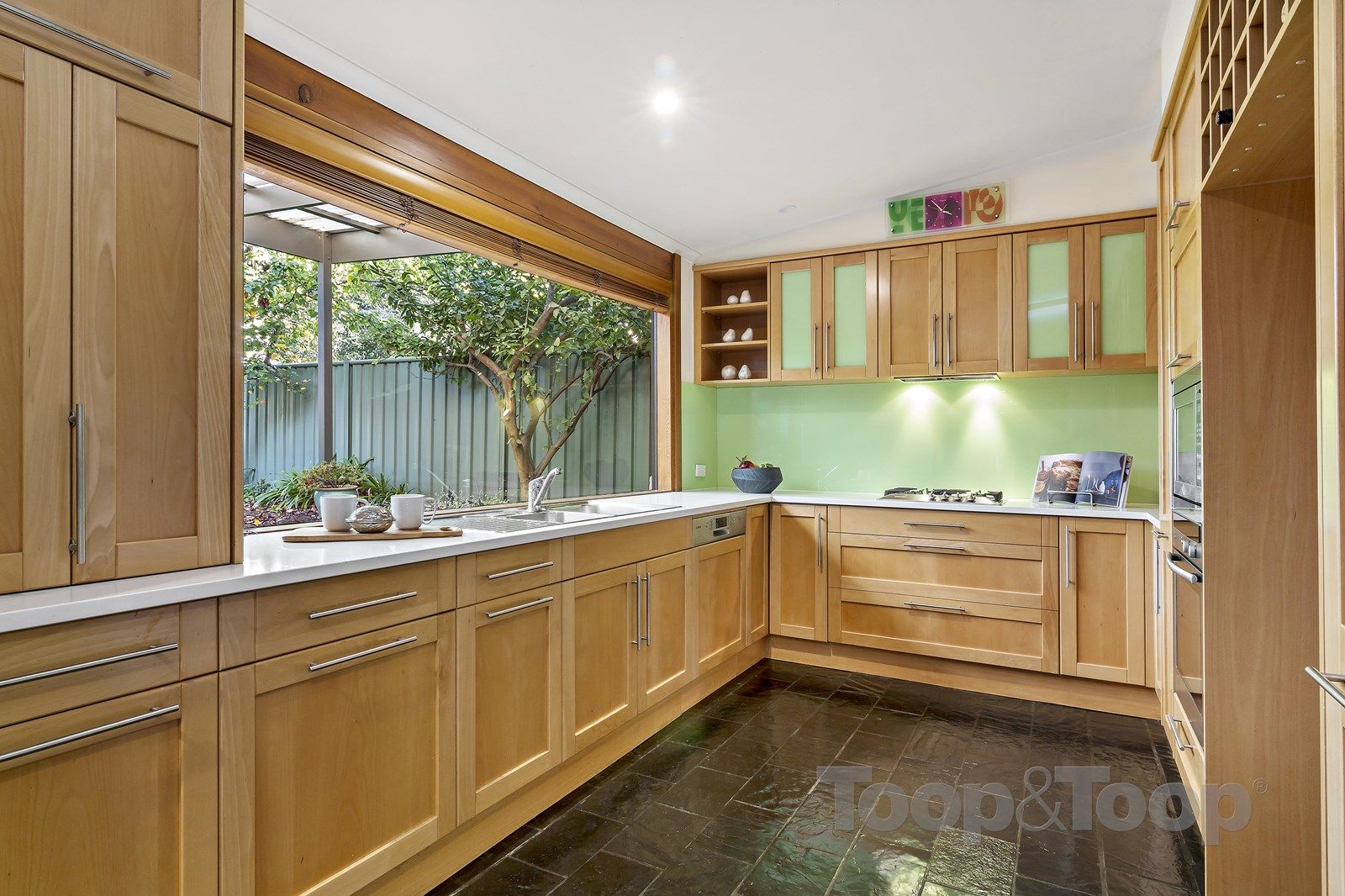 64 Shipsters Road, Kensington Park SA 5068, Image 1