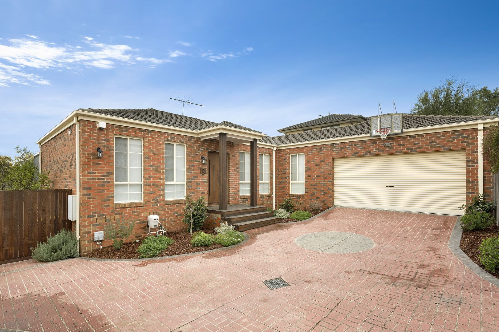 19A Glenview Road, Doncaster East VIC 3109