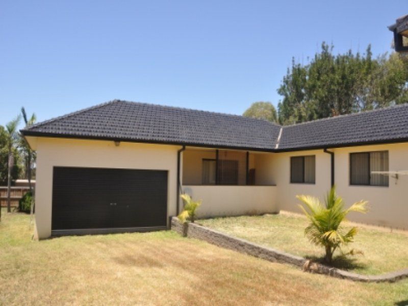 3 bedrooms House in 1A Tungarra Road GIRRAWEEN NSW, 2145