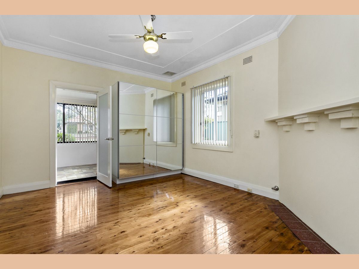 23 Lancaster Avenue, Melrose Park NSW 2114 House For Rent 790 Domain