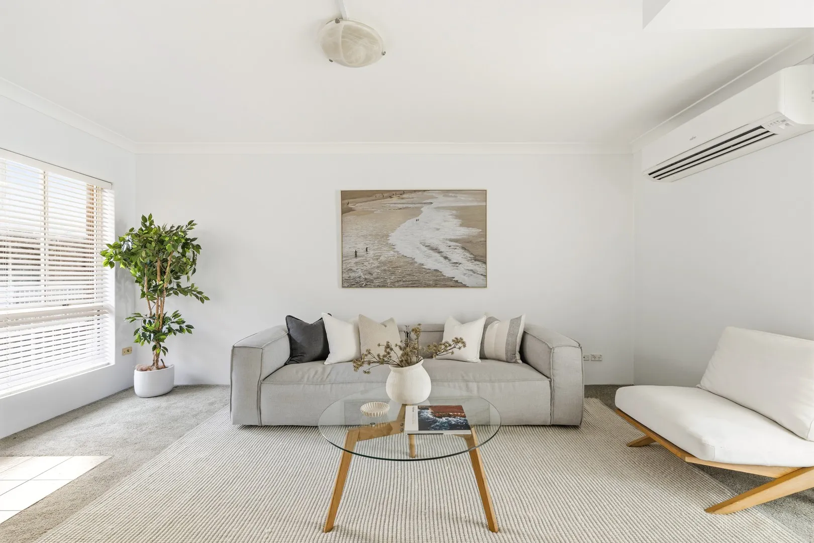 Well-Presented One-Bedroom Apartment in the Heart of Kensington, Kensington