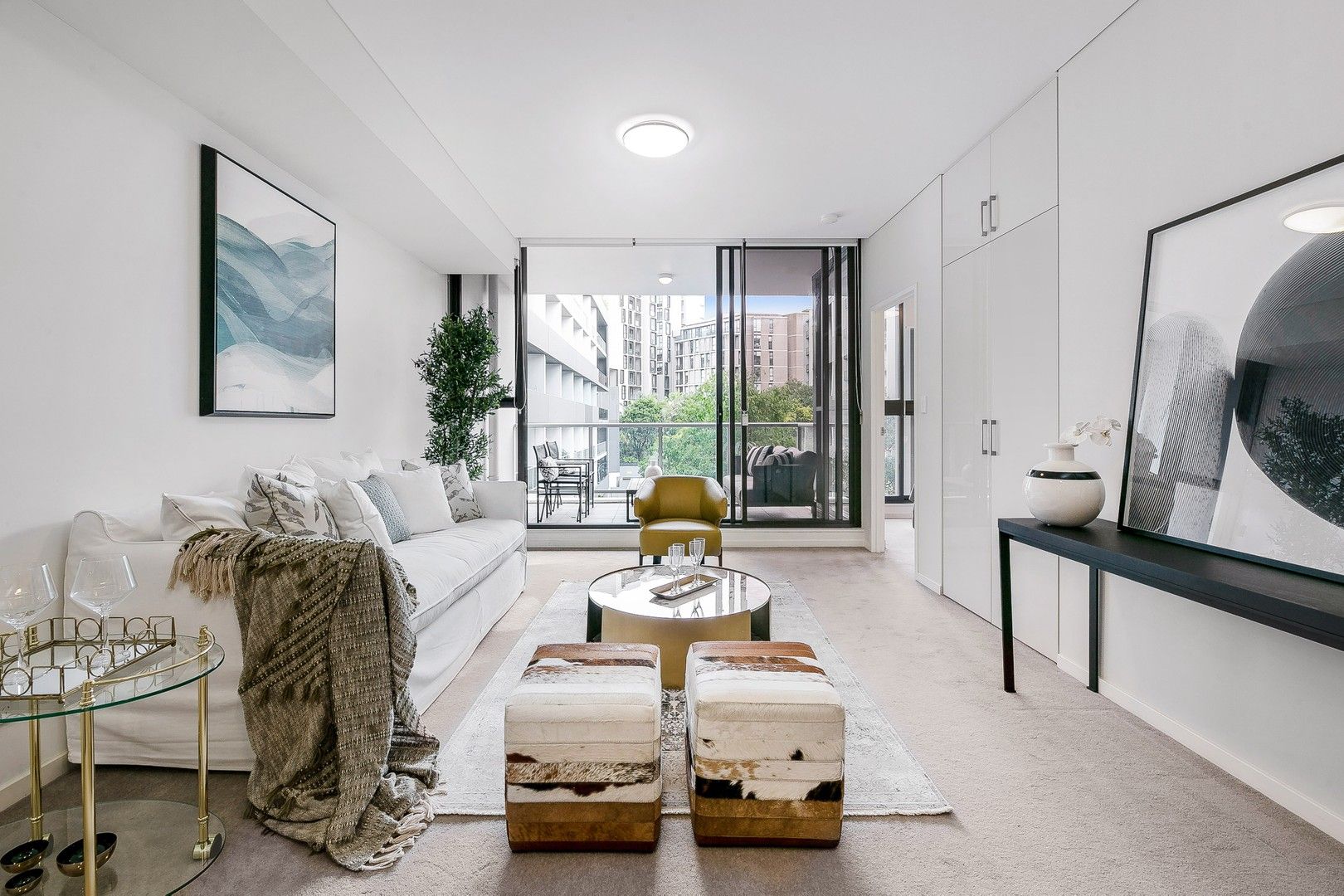 2 bedrooms Apartment / Unit / Flat in 303/13 Joynton Avenue ZETLAND NSW, 2017