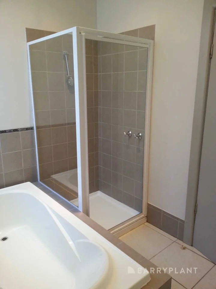 Additional image 3 of 433A Doveton St N, Soldiers Hill VIC 3350