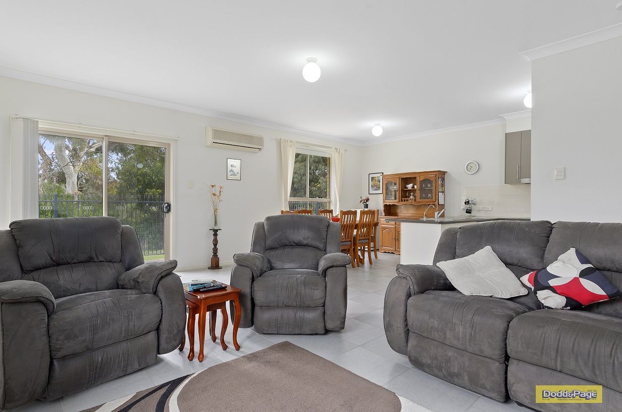 10 Pervan Street, Encounter Bay SA 5211, Image 2