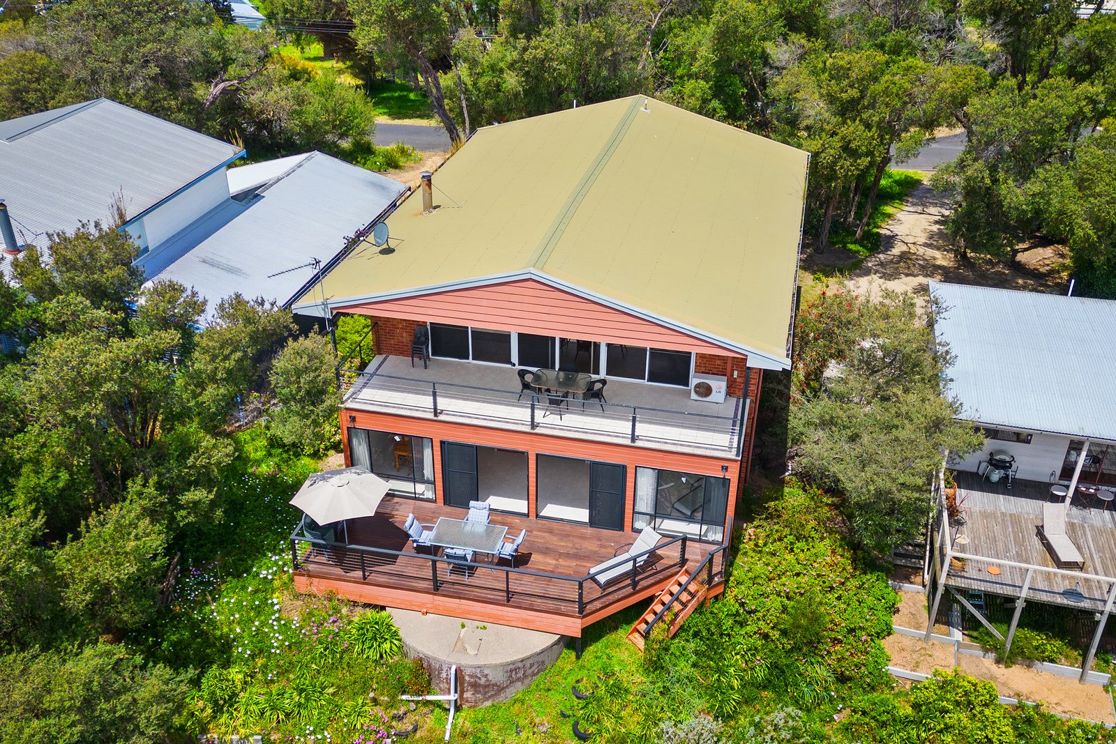 31 Pelican Street, Loch Sport VIC 3851, Image 0