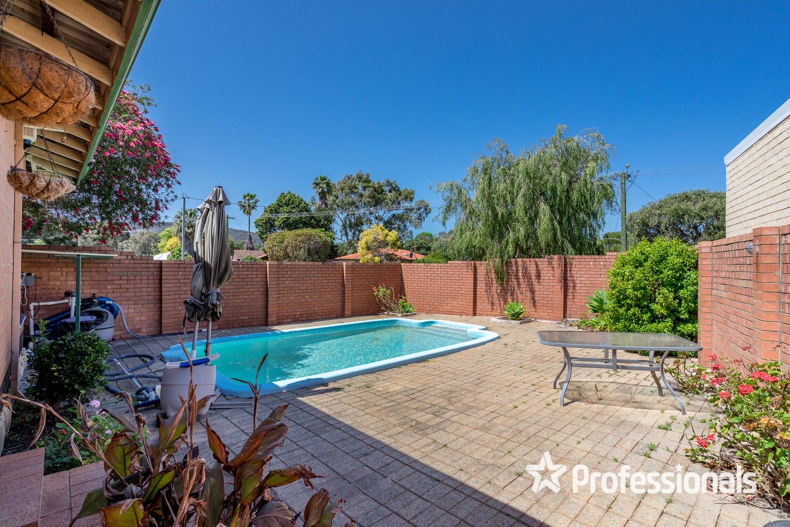 27 Ward Crescent, Kelmscott WA 6111, Image 0