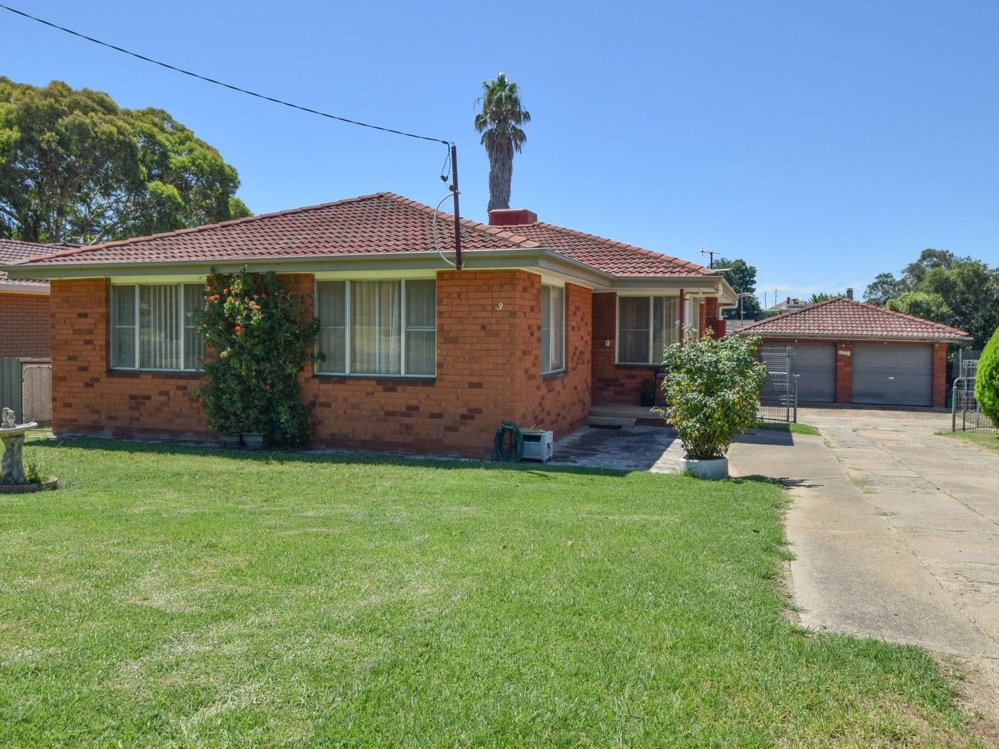 3 Earl Street, Young NSW 2594, Image 0