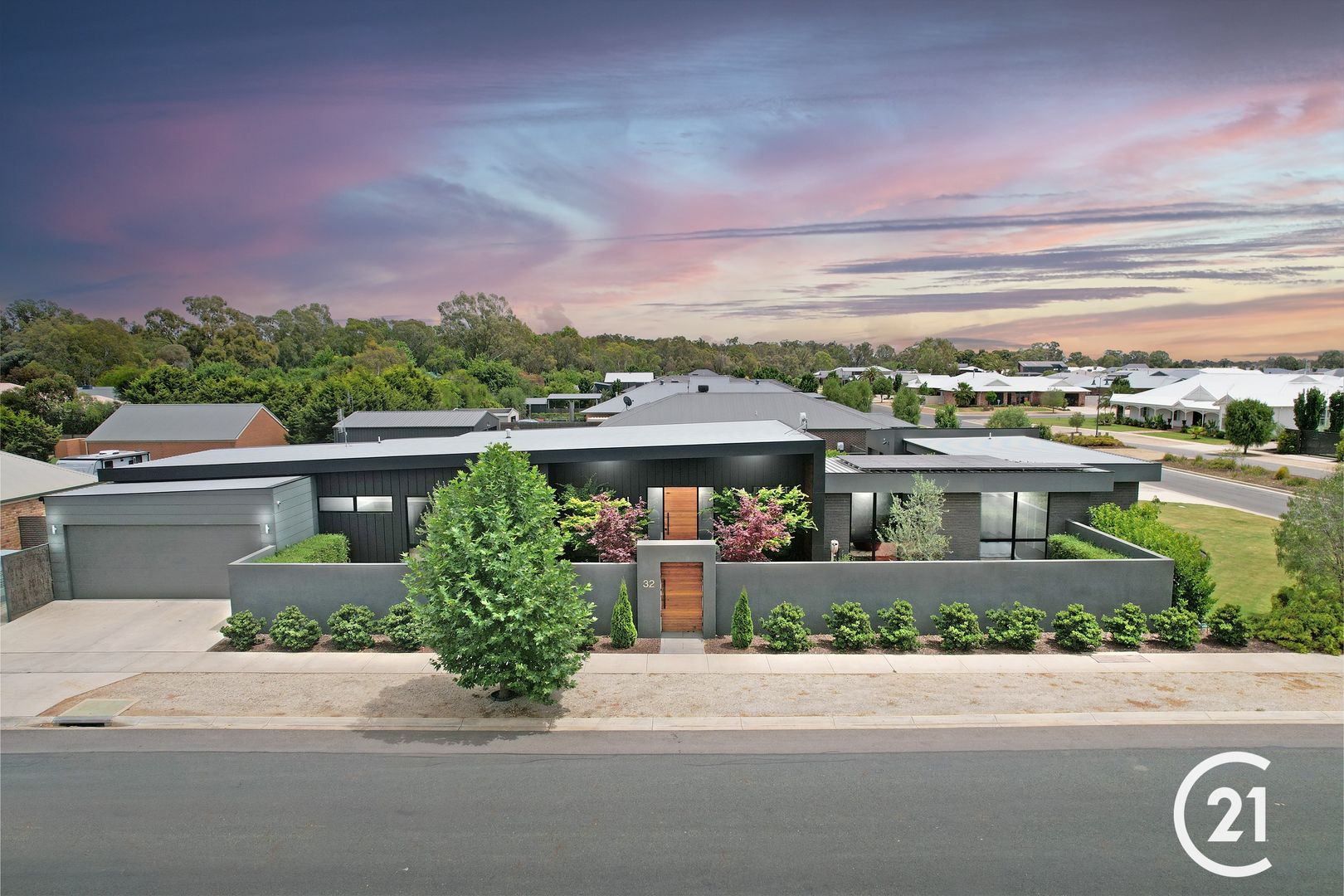 1 Bottlebrush Drive, Moama Property History & Address Research Domain