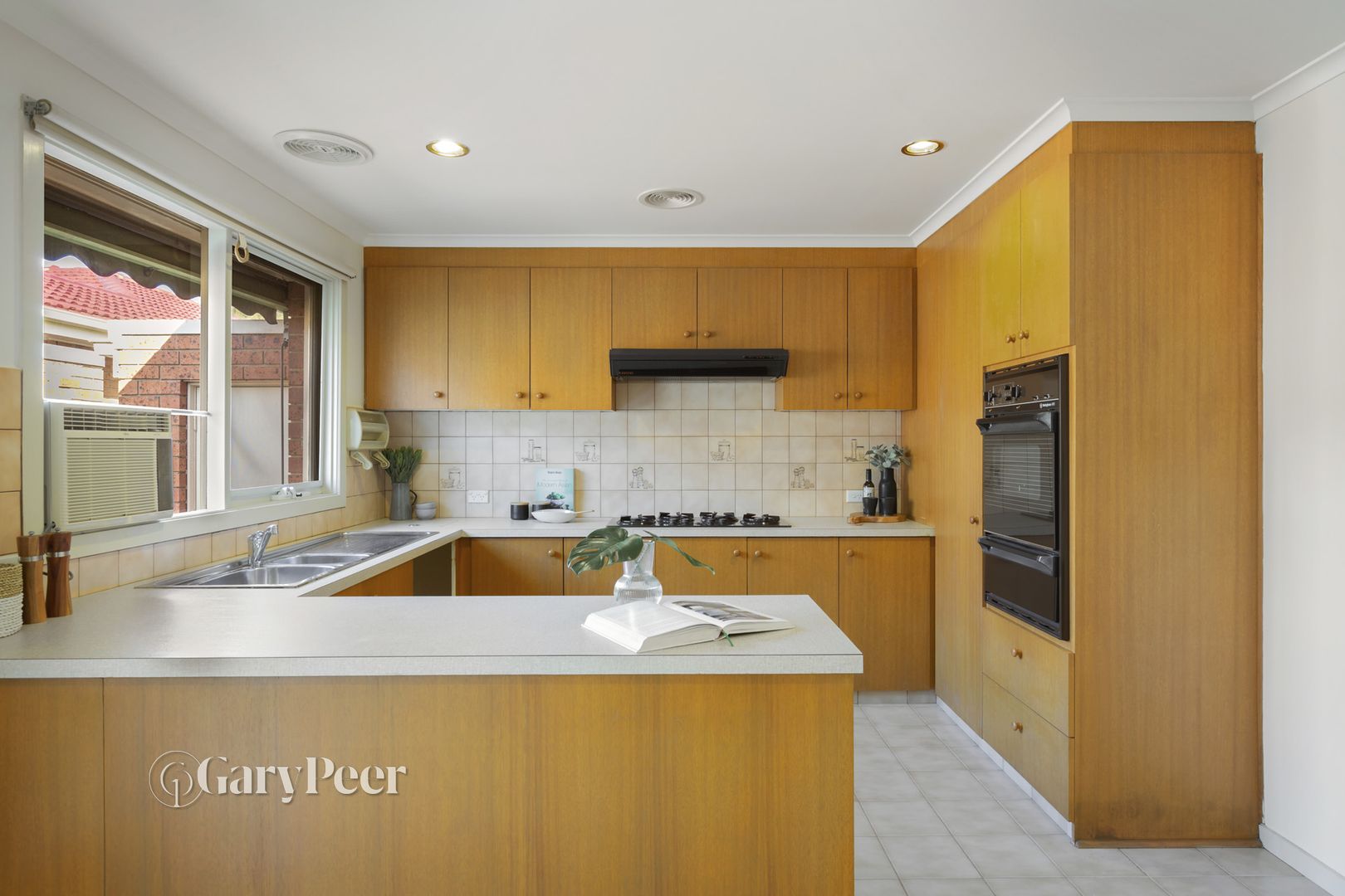 1/25 Foster Avenue, Glen Huntly VIC 3163, Image 1