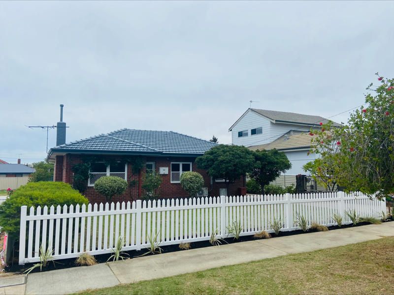 38 Constitution Street, South Bunbury WA 6230 House For Rent 550