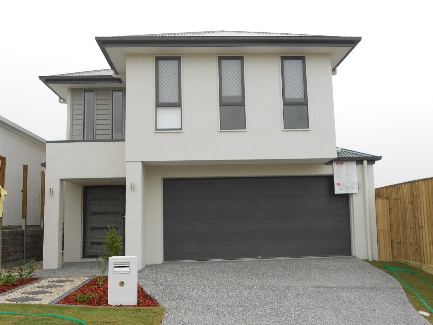 4 bedrooms House in 57 McMonagle Cres BELLBIRD PARK QLD, 4300