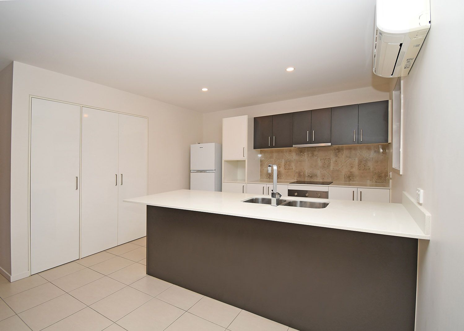 3/104 Torquay Road, Scarness QLD 4655, Image 0