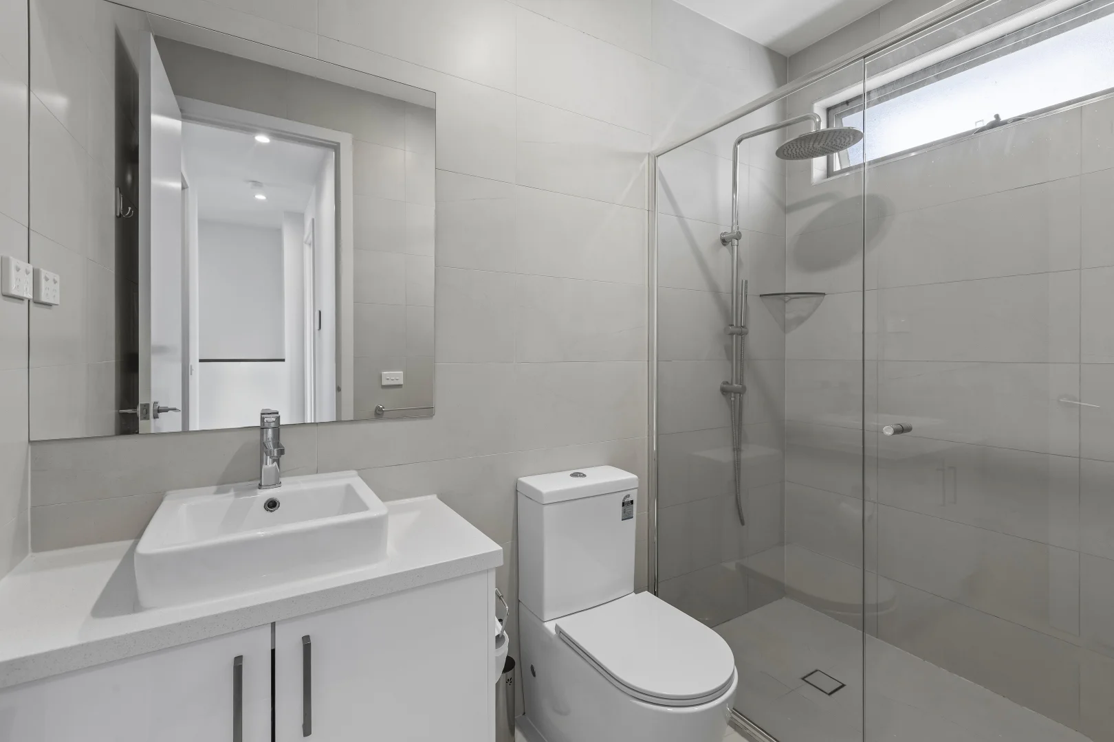 Additional image 7 of 4/3 Sutherland Street, Coburg VIC 3058