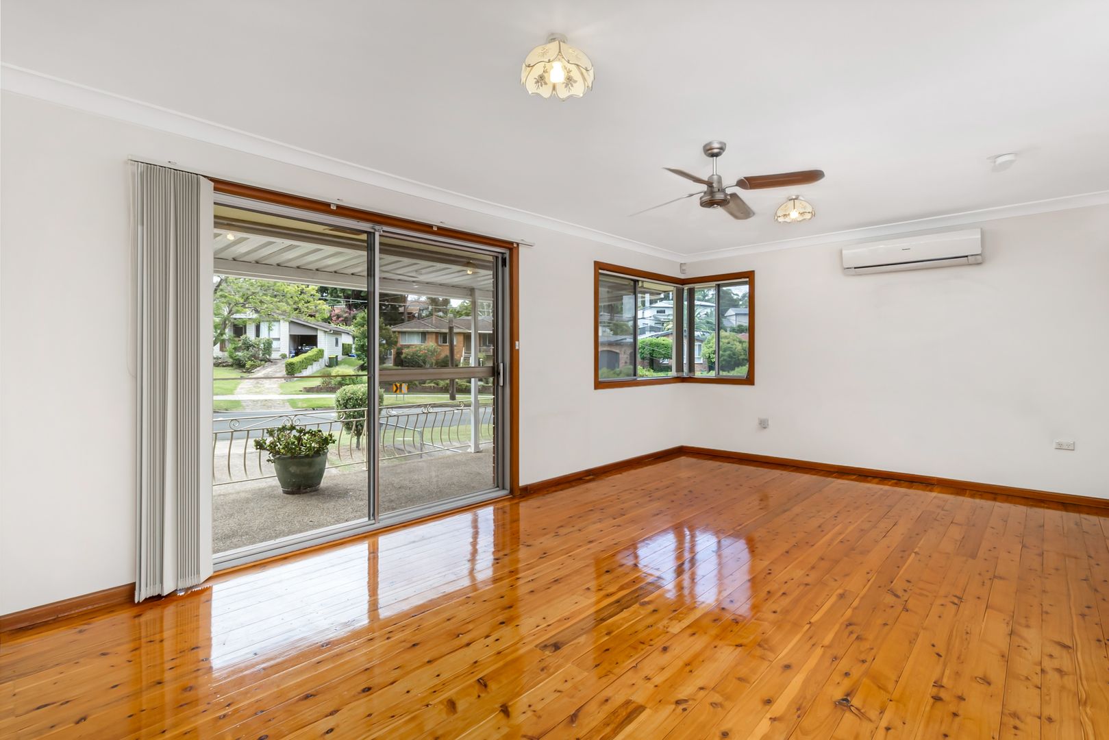 27 Caprera Road, Northmead NSW 2152, Image 1