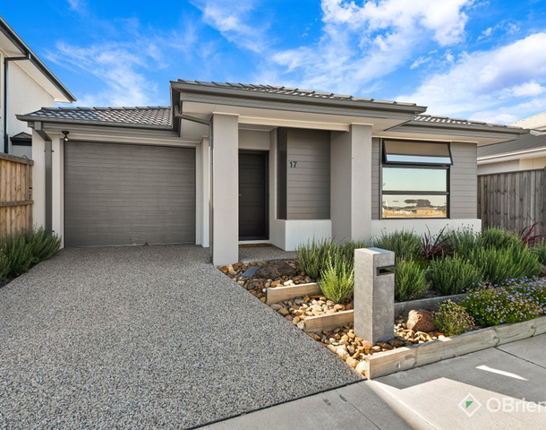 17 Pamir Circuit, Clyde North VIC 3978