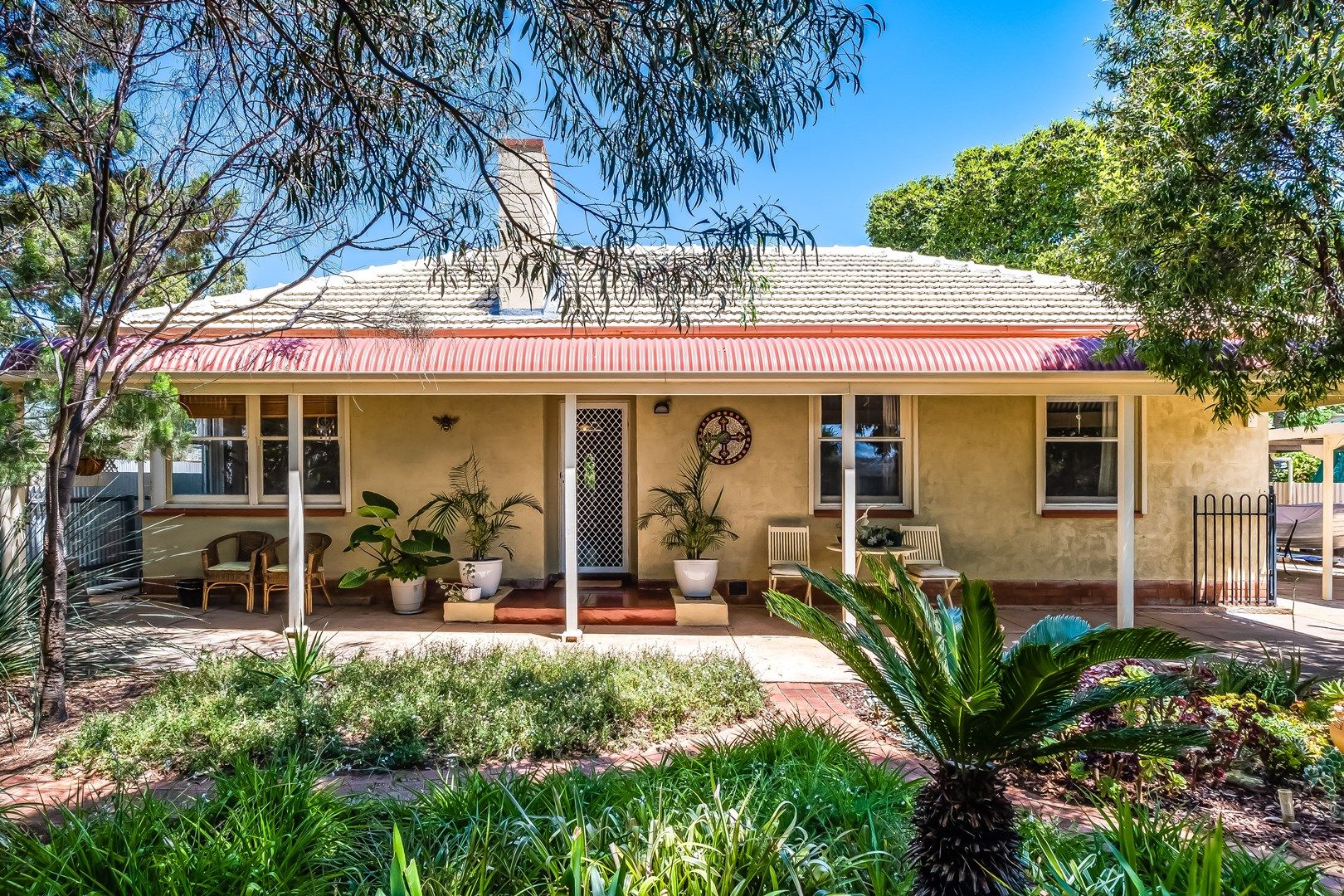 2 Inverness Ave, Oaklands Park SA 5046, Image 0