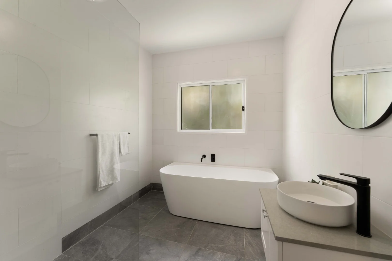 Additional image 16 of 274 Flinders Parade, Sandgate QLD 4017