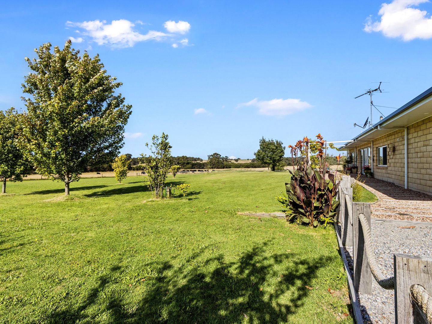 195 Outtrim-Inverloch Road, Outtrim VIC 3951, Image 2