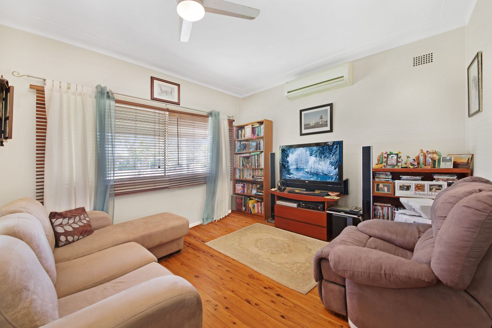 30 Boronia Avenue, Woy Woy NSW 2256, Image 1