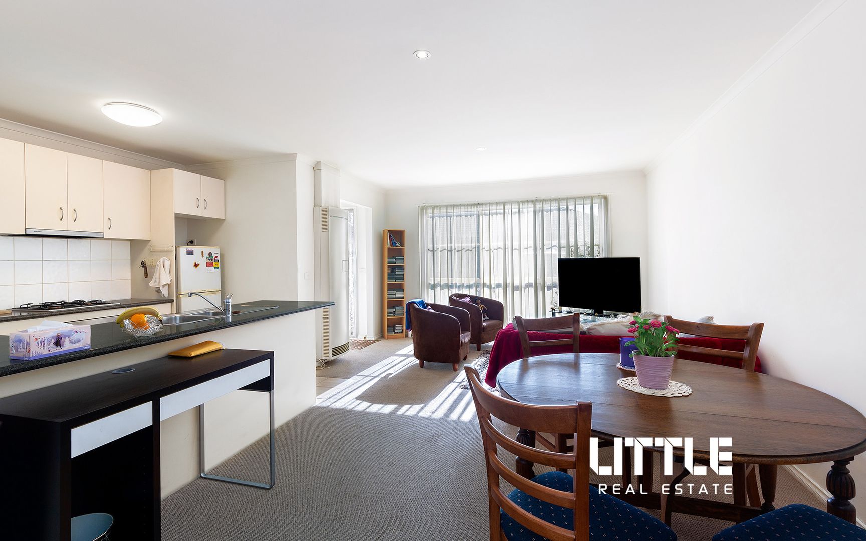 15/4 Barak Court, Frankston VIC 3199, Image 2