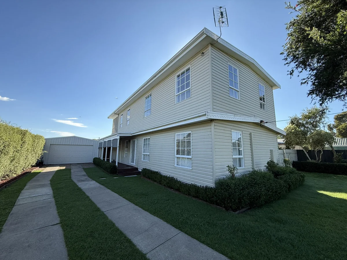 33 Hobson Street, Stratford VIC 3862