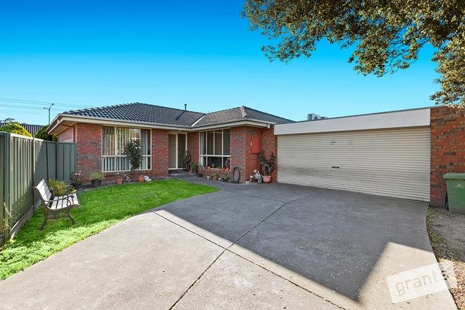 Picture of 2/4 Stella Street, BEACONSFIELD VIC 3807