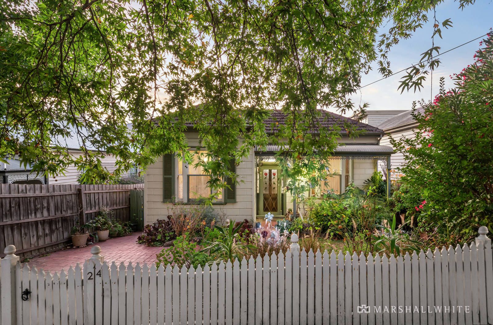 24 St Johns Avenue, Camberwell VIC 3124, Image 0