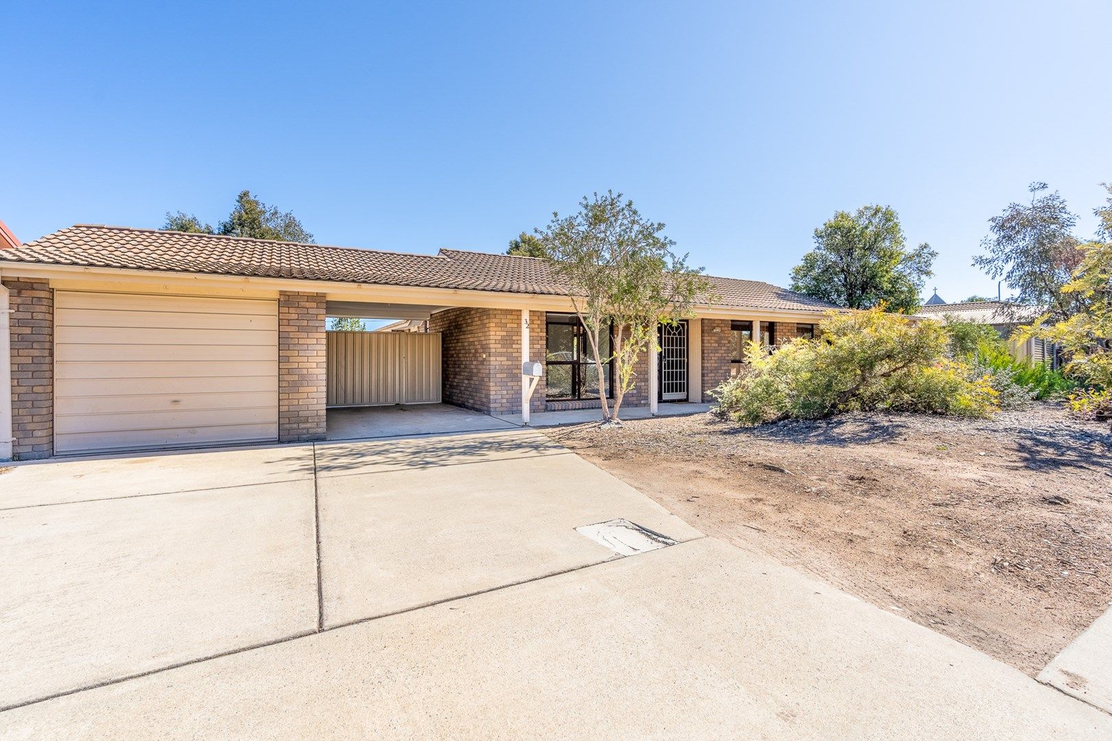 32 Hambidge Crescent, Chisholm ACT 2905