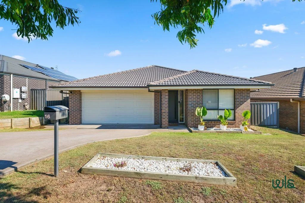 16 Brokenwood Avenue, Cliftleigh NSW 2321