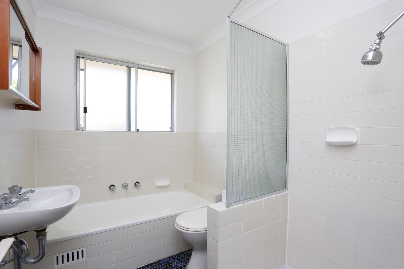 2 bedrooms Apartment / Unit / Flat in 5/21 Doomben Avenue EASTWOOD NSW, 2122