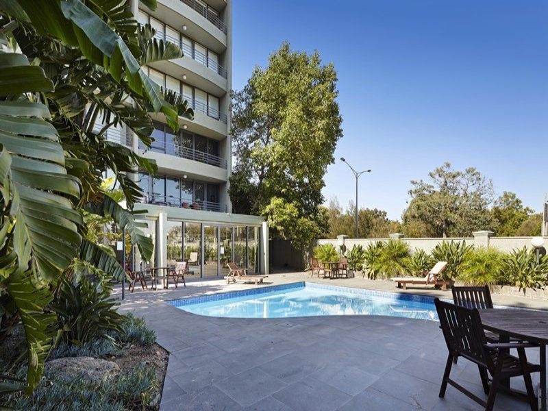 1 bedrooms Apartment / Unit / Flat in 103/81 Queens Road MELBOURNE VIC, 3004