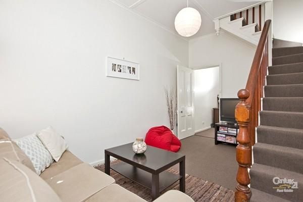 24 Alfred Street, NEWCASTLE EAST NSW 2300, Image 2