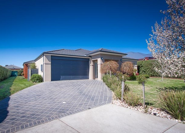 16 Coleman Court, New Gisborne VIC 3438