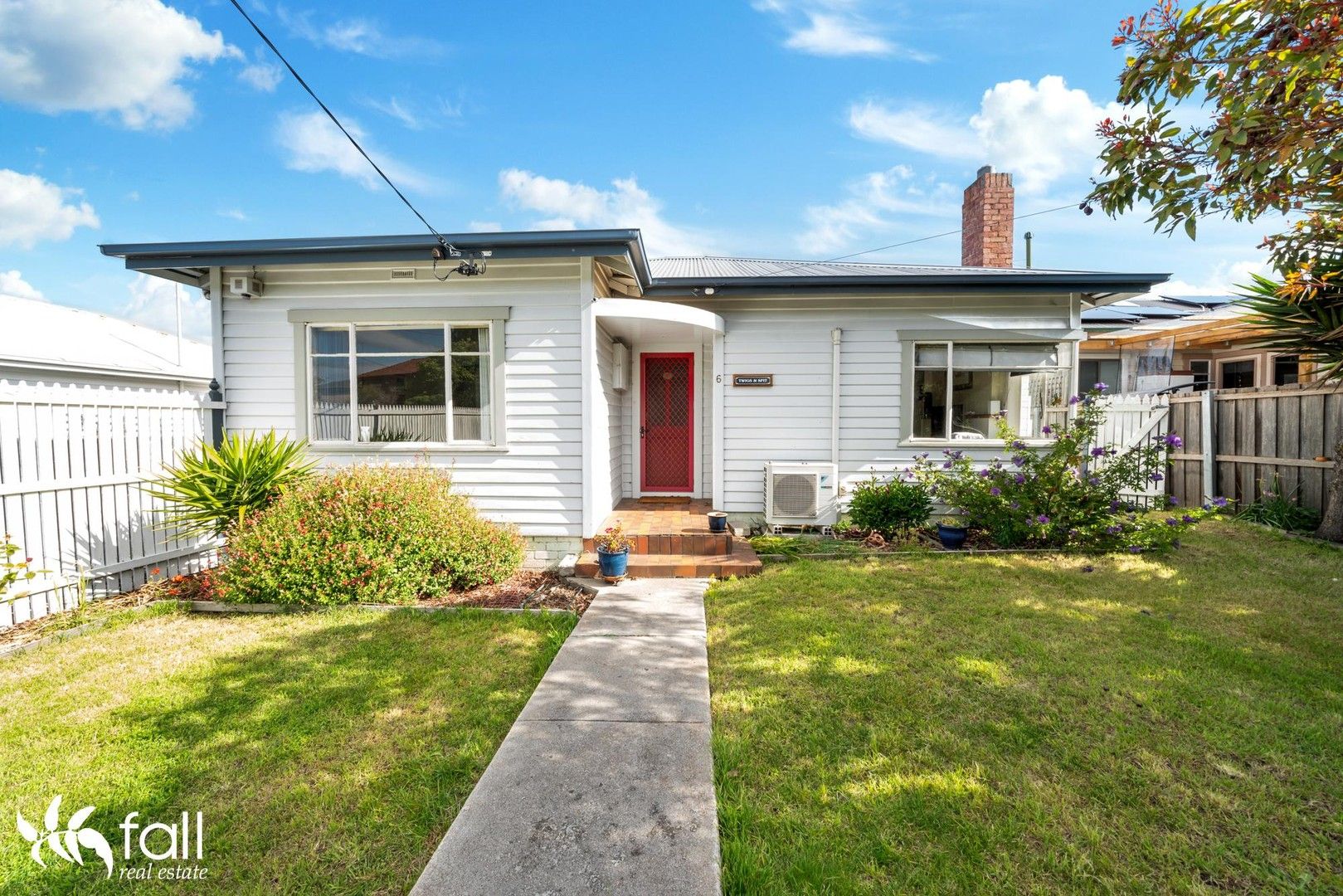 3 bedrooms House in 6 Lennox Avenue LUTANA TAS, 7009