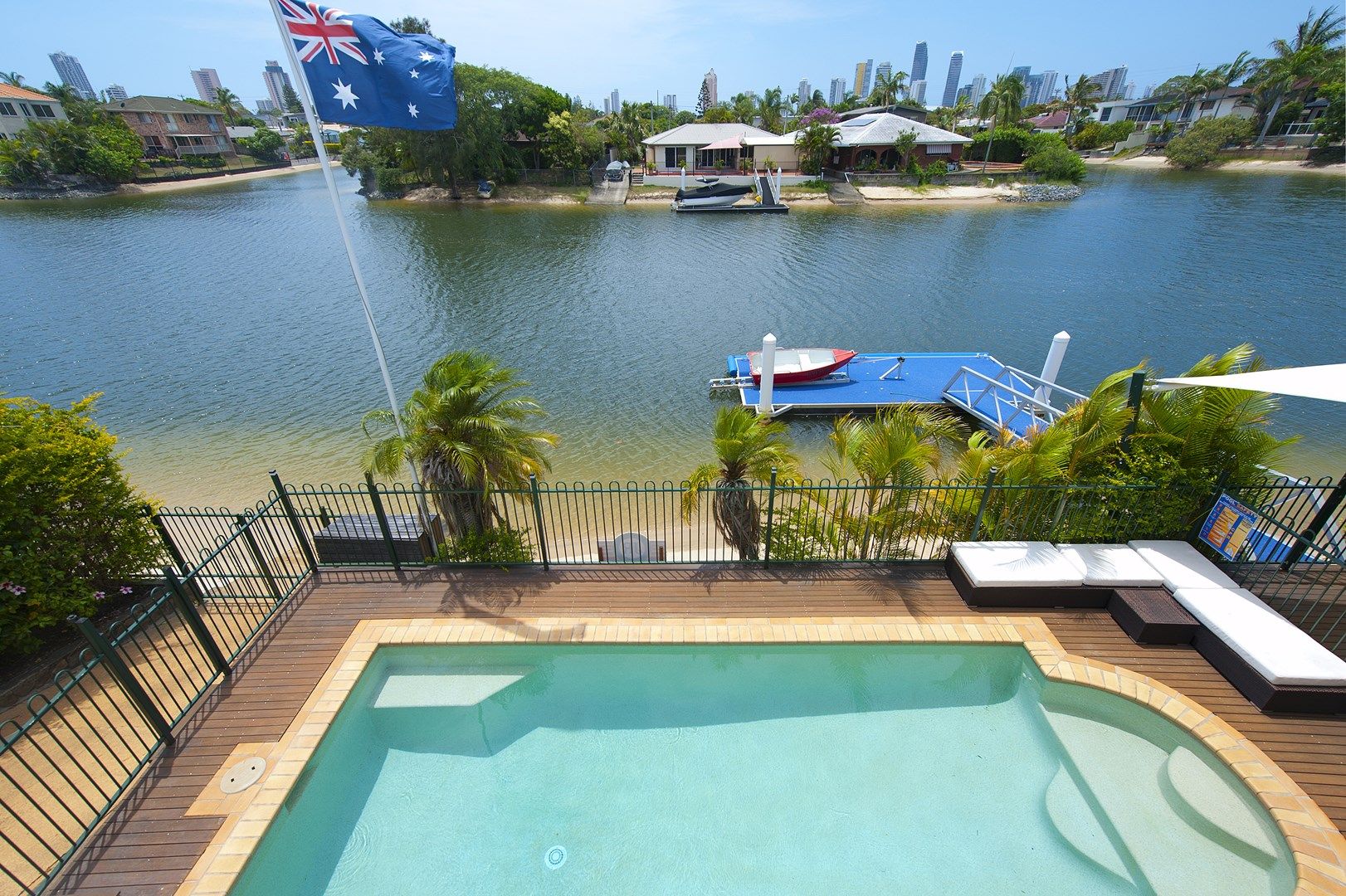 17 Monte Vista Court, Broadbeach Waters QLD 4218, Image 0