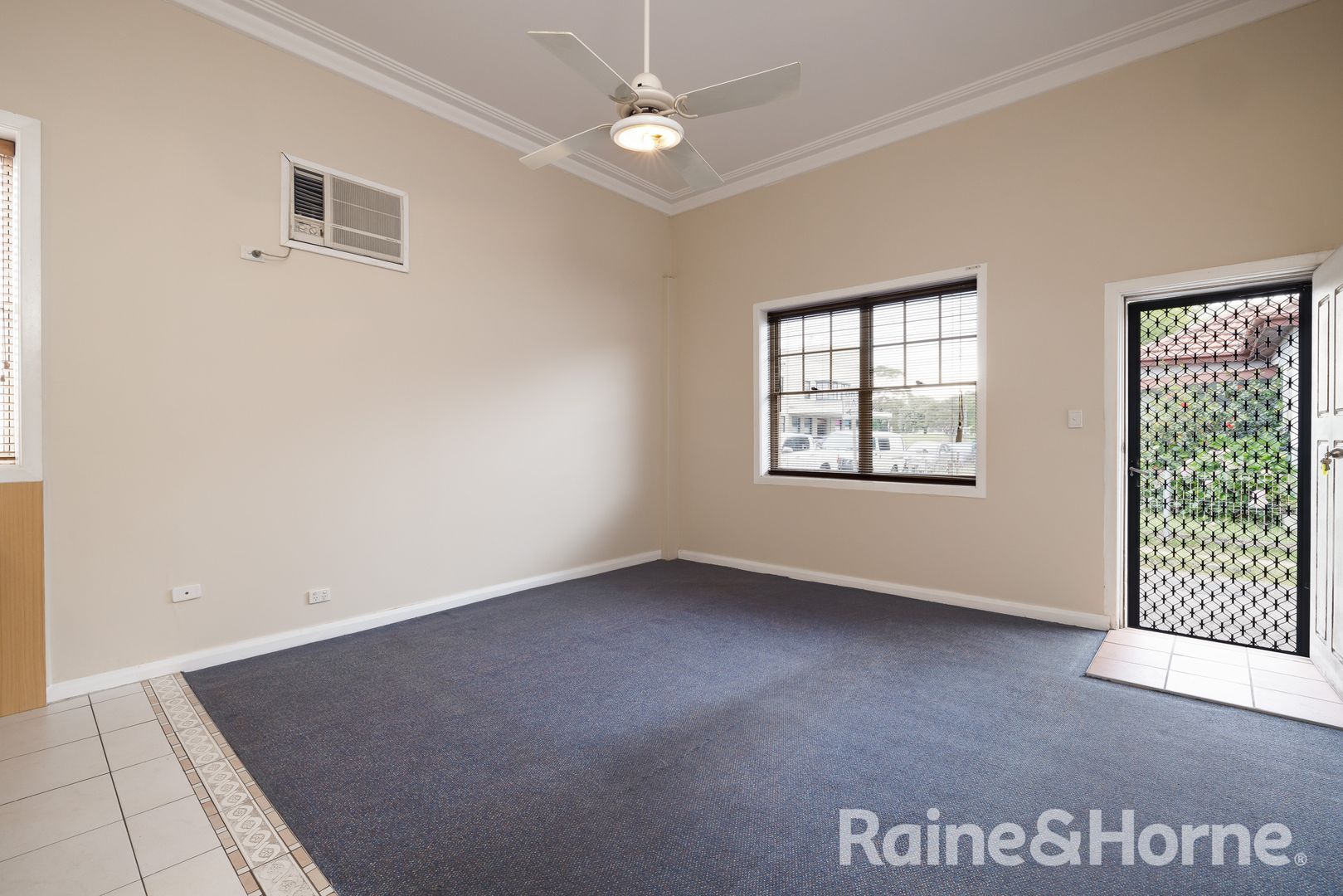 2/142 Doran Street, Carrington NSW 2294, Image 2