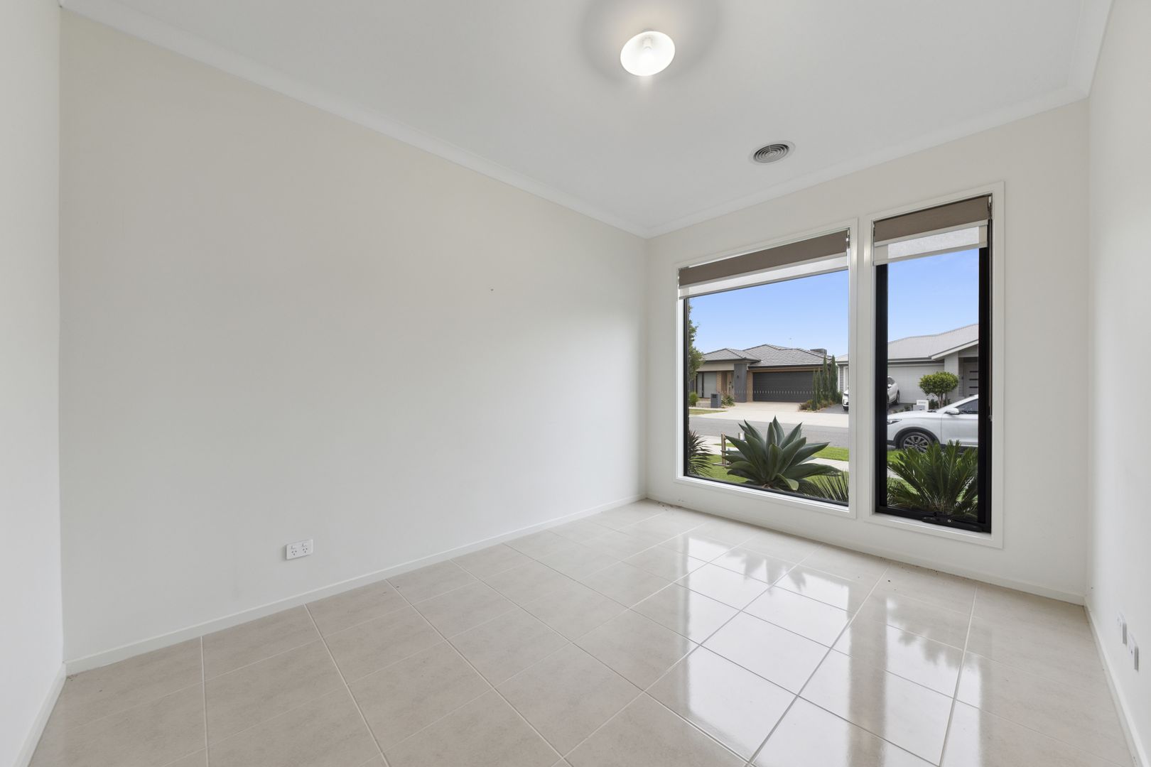 7 Leeson Street, Officer South VIC 3809 House For Rent Domain