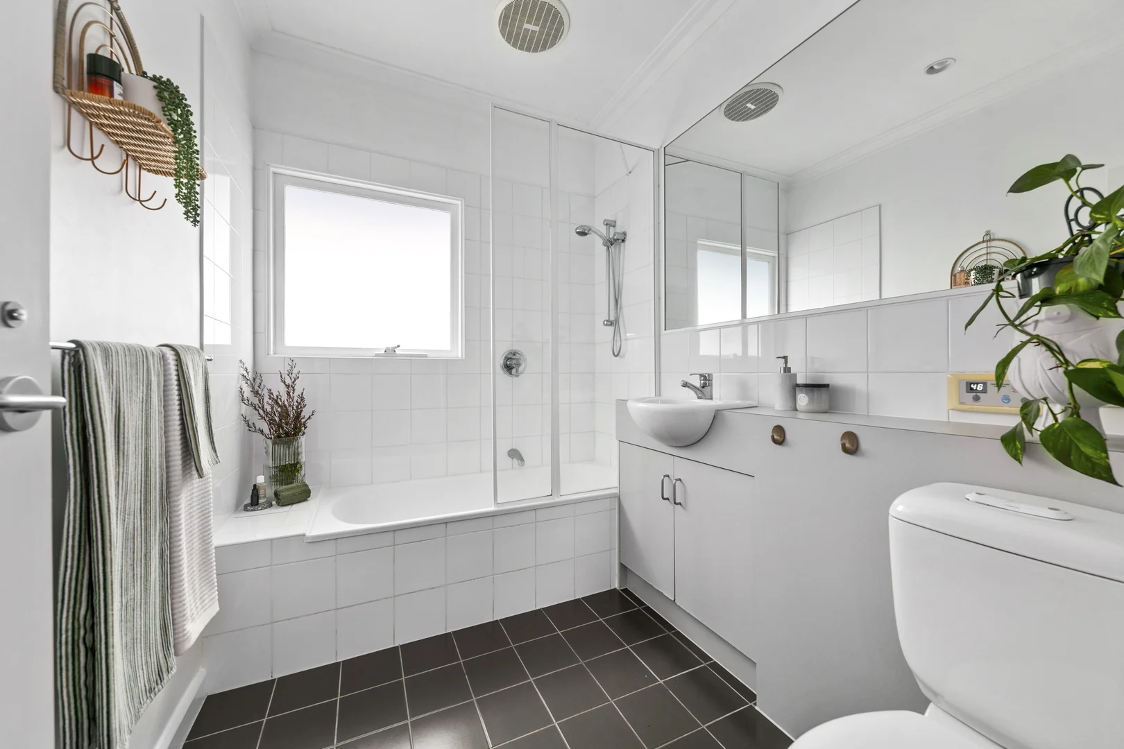 Additional image 14 of 2/6 Railway Street South, Altona VIC 3018