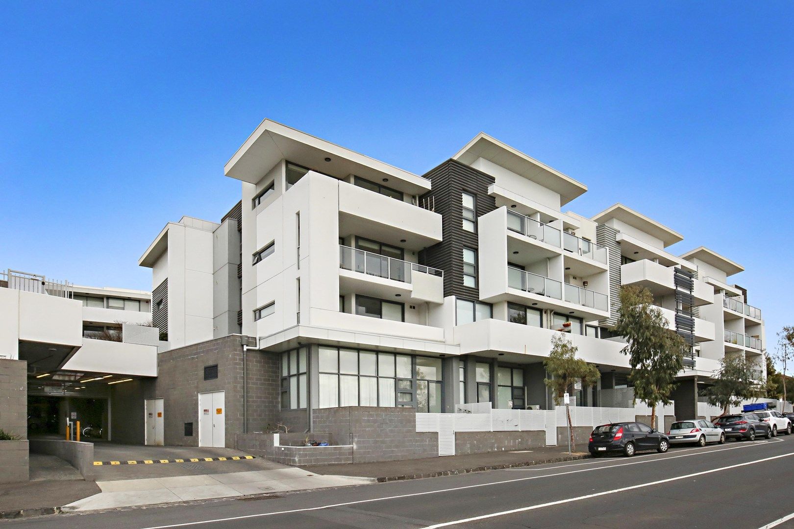 1 bedrooms Apartment / Unit / Flat in 211D/460 Victoria Street BRUNSWICK VIC, 3056