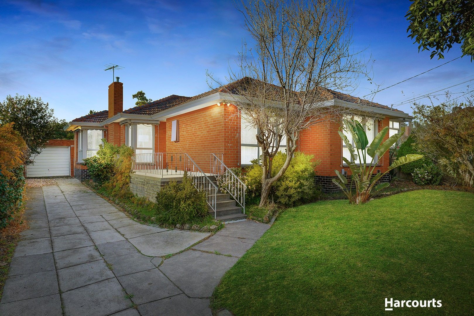 3 bedrooms House in 49 Peacock Street BURWOOD VIC, 3125