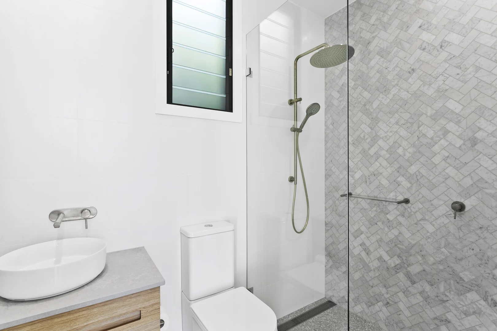 Additional image 7 of 2/9A Rayner Avenue, Narraweena NSW 2099