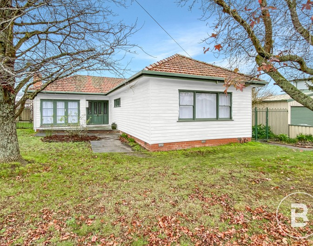 4 Bowden Street, Wendouree VIC 3355