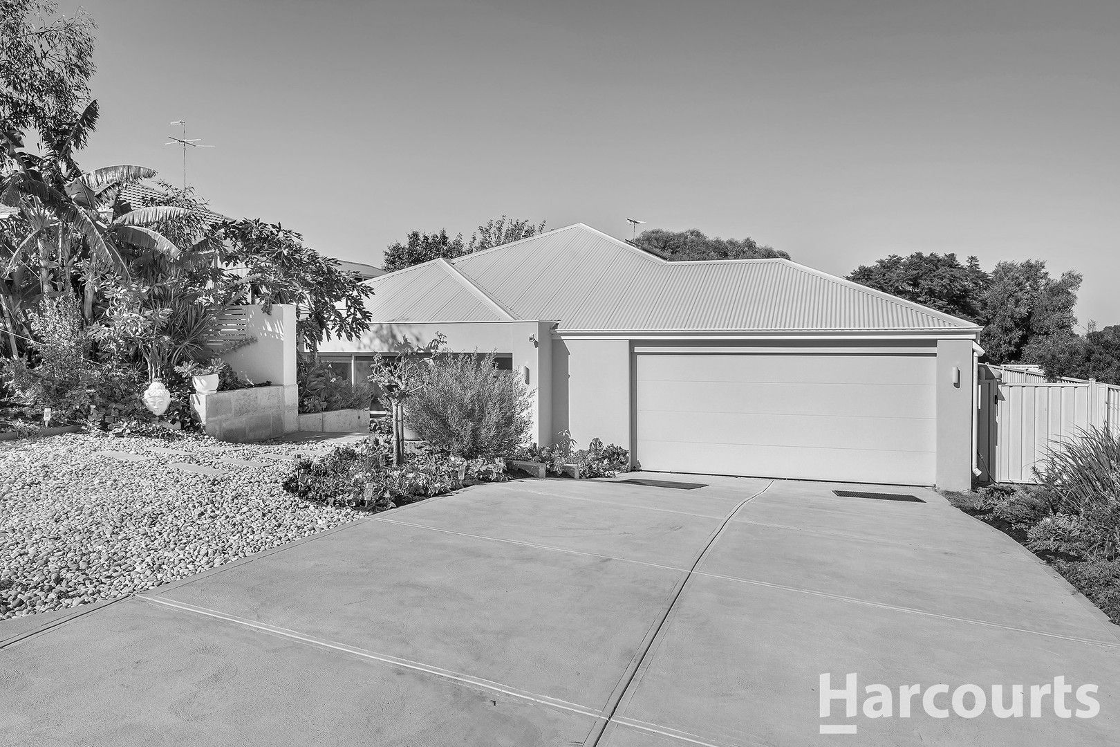 14 Jacana Way, Halls Head WA 6210, Image 0