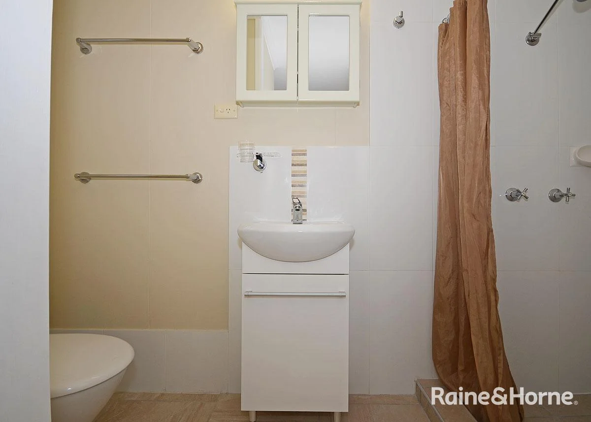 Additional image 6 of 19B Limpus Street, Urangan QLD 4655