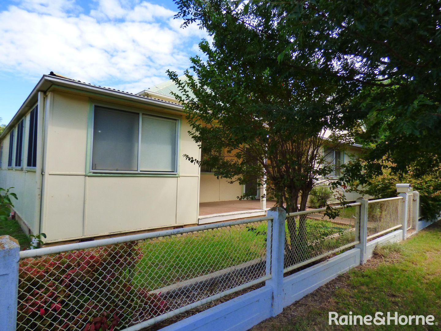 27 Bradley Street, Grenfell NSW 2810, Image 1