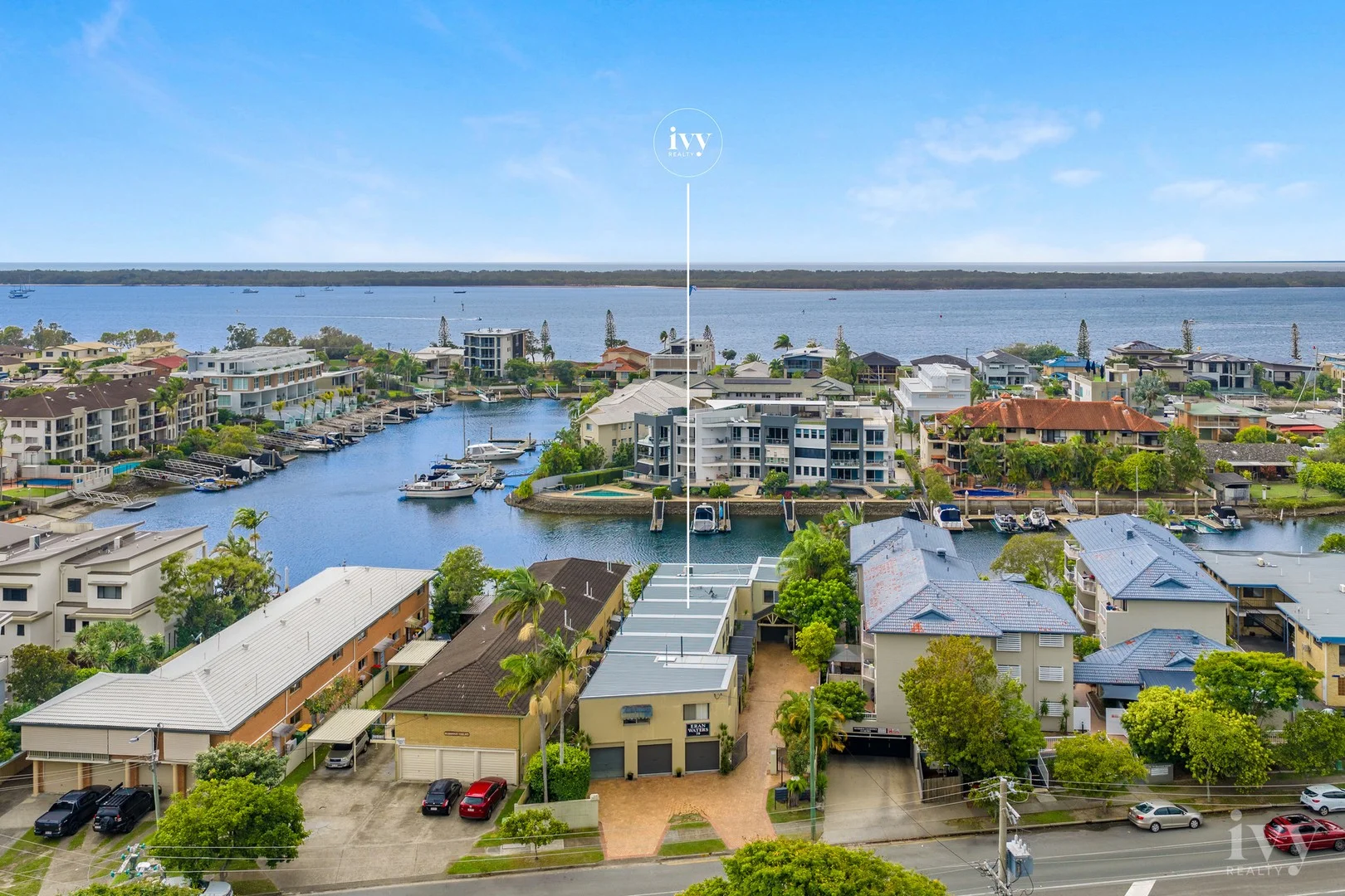 4/79 Bayview Street, Runaway Bay QLD 4216
