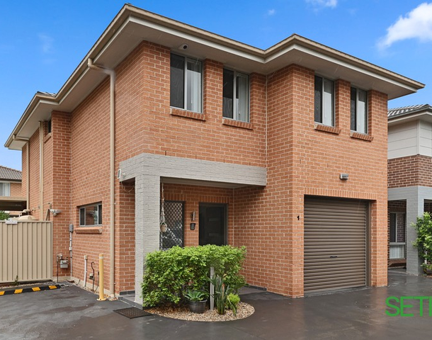 1 Mallow Glade, Rooty Hill NSW 2766