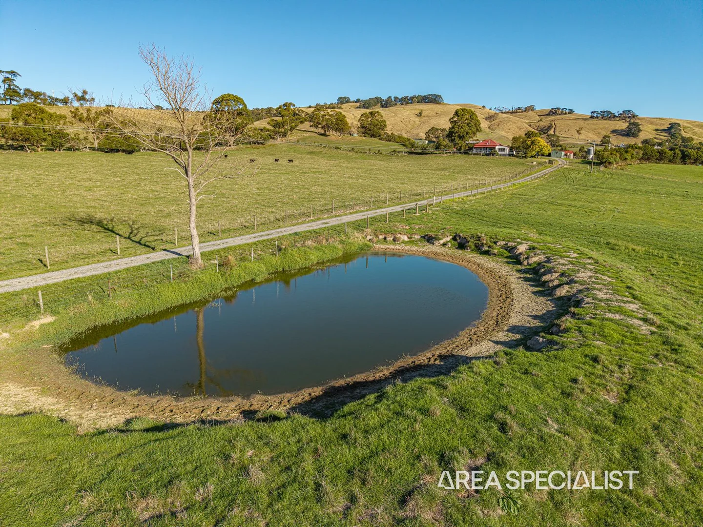 Additional image 24 of 10 Boundary Road, Loch VIC 3945