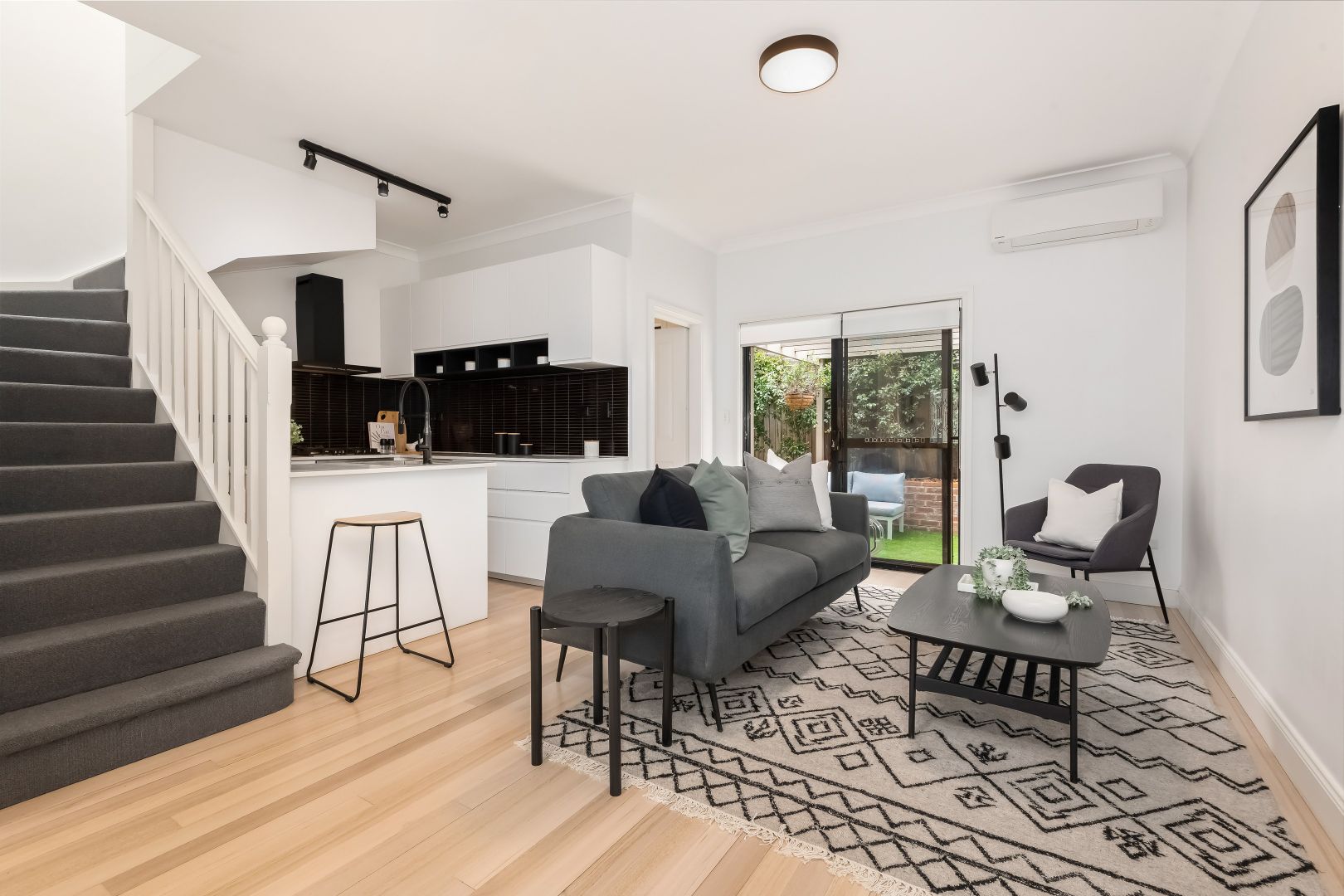 3/165a Denison Road, Dulwich Hill NSW 2203, Image 2